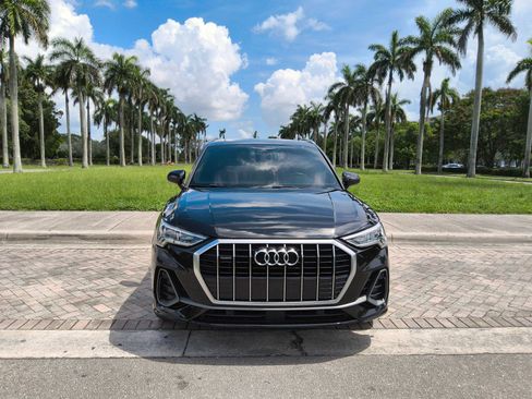 Used 2020 Audi Q3 2.0T Premium Plus w/ Premium Plus Package AWD/4WD image 3