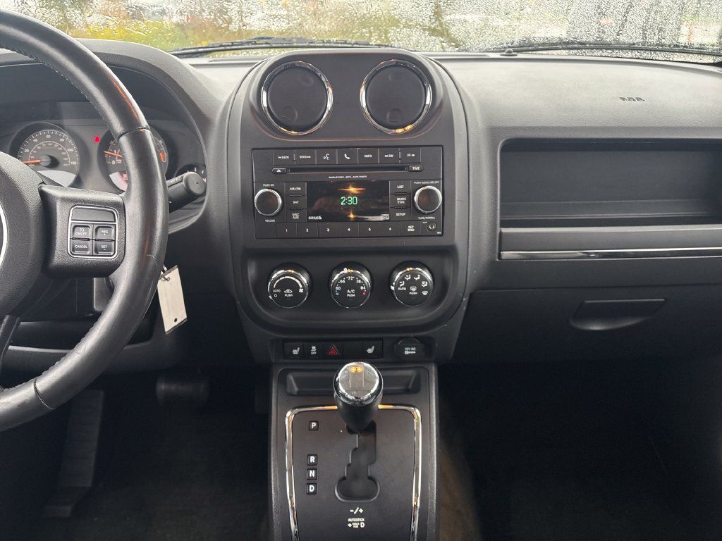 Used 2017 Jeep Patriot High Altitude AWD/4WD image 24