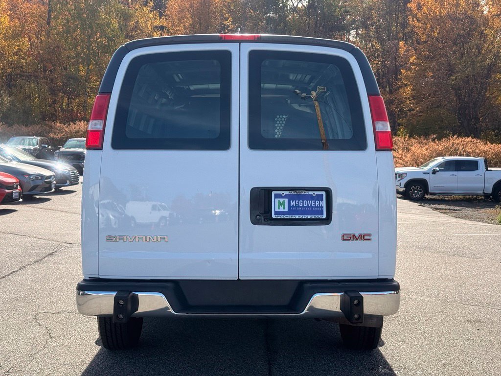 Used 2019 GMC Savana 2500 w/ Driver Convenience Package RWD image 5