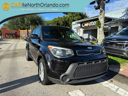 Used 2015 Kia Soul FWD image 1