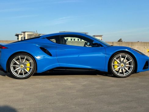 New 2025 Lotus Emira image 3