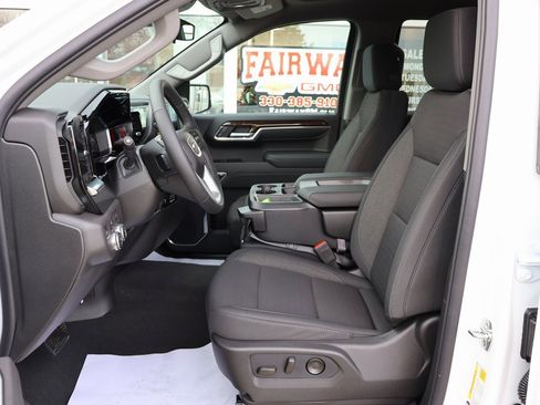 New 2026 GMC Sierra 1500 Elevation image 13