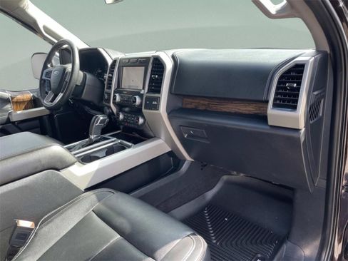 Used 2020 Ford F150 Lariat w/ Equipment Group 502A Luxury image 14