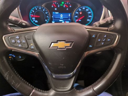 Used 2020 Chevrolet Equinox LT w/ Driver Convenience Package FWD image 21