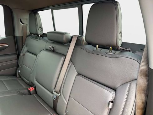 Used 2026 GMC Sierra 1500 Denali AWD/4WD image 12