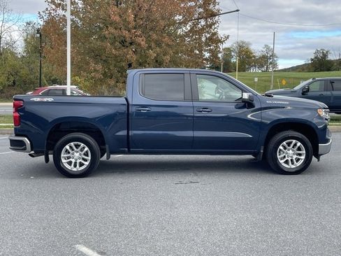Used 2022 Chevrolet Silverado 1500 LT image 14