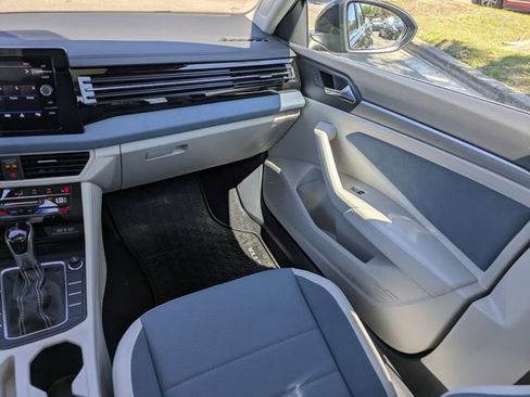 New 2026 Volkswagen Jetta SE FWD image 16