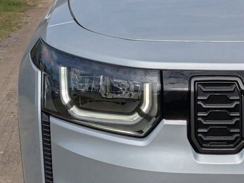 New 2026 Jeep Cherokee Overland image 9