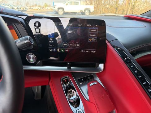 Used 2023 Chevrolet Corvette Stingray Premium Cpe w/ Z51 Performance Package image 10