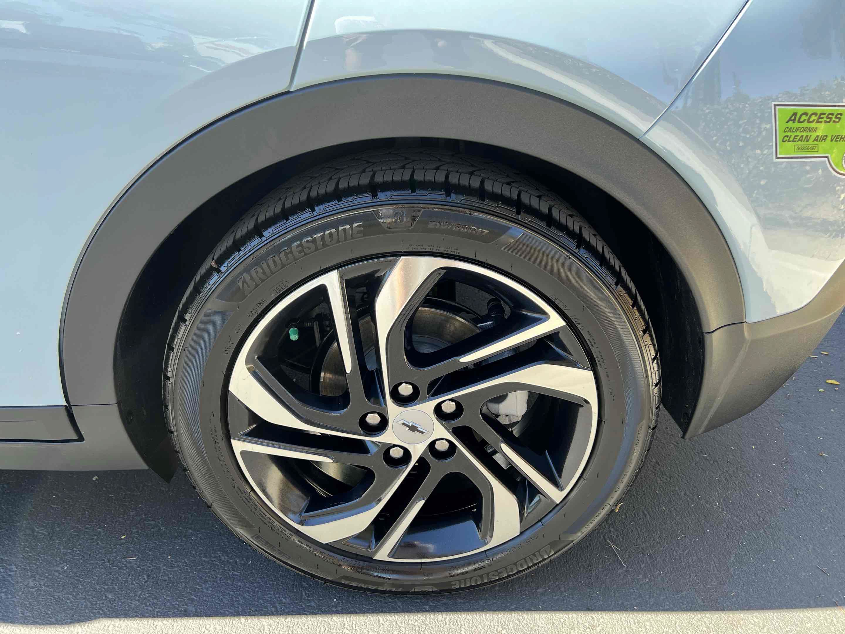 Used 2023 Chevrolet Bolt LT w/ Infotainment Package FWD image 73