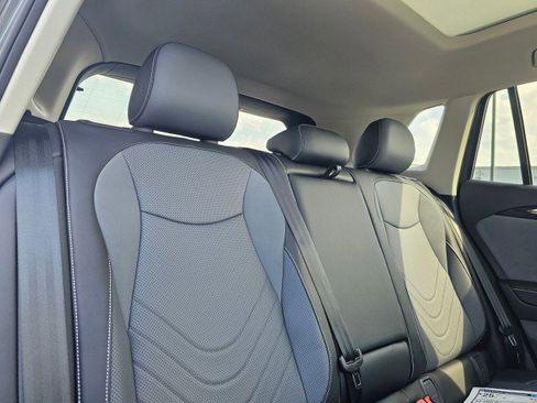New 2026 Volkswagen Tiguan SE AWD/4WD image 14