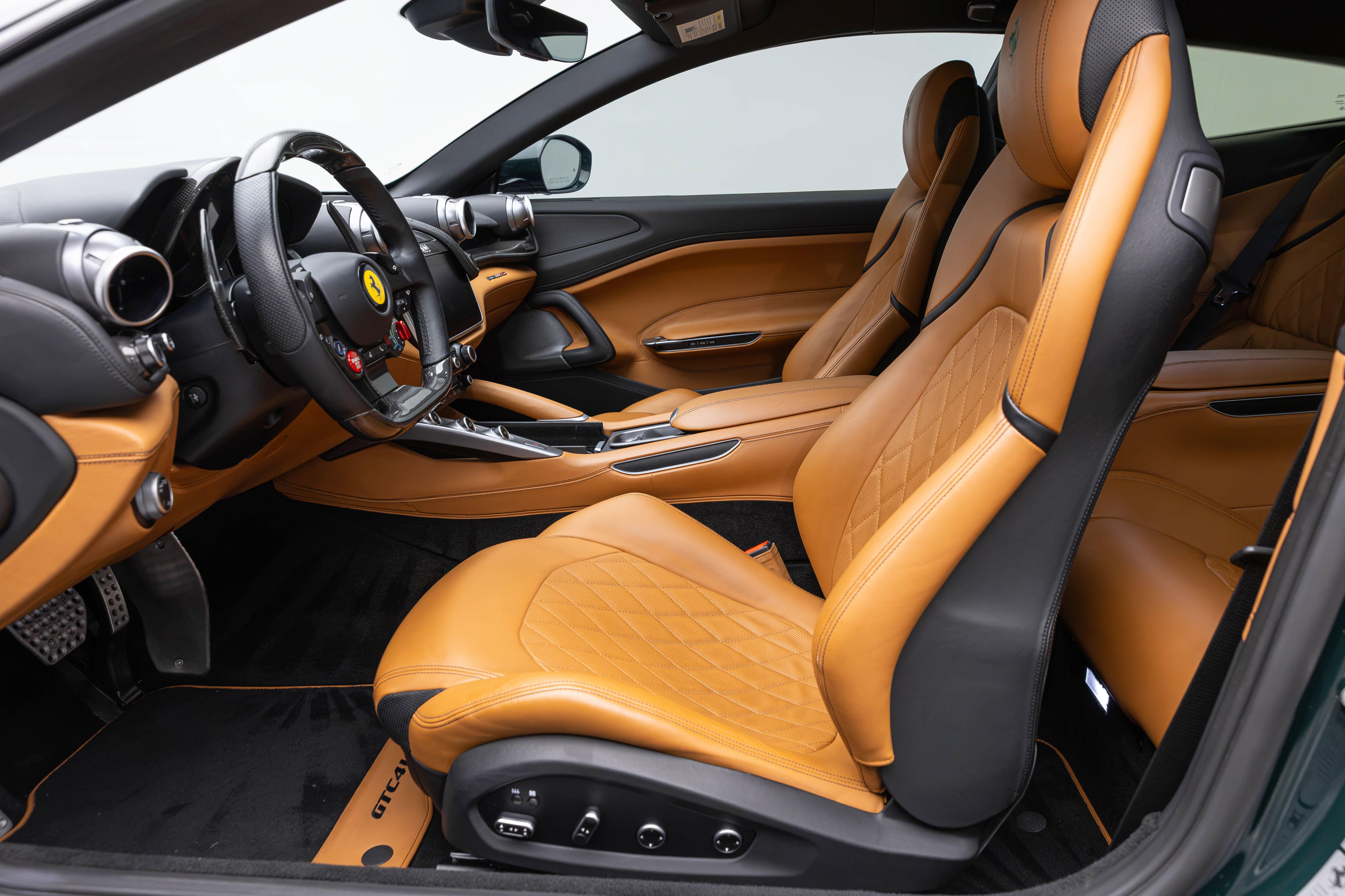 Used 2019 Ferrari GTC4Lusso AWD/4WD image 5