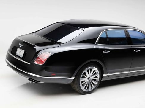 Used 2014 Bentley Mulsanne RWD image 27