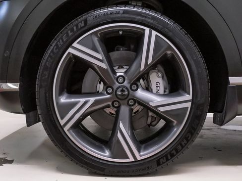 Certified 2025 Genesis GV80 2.5T Prestige AWD/4WD image 35