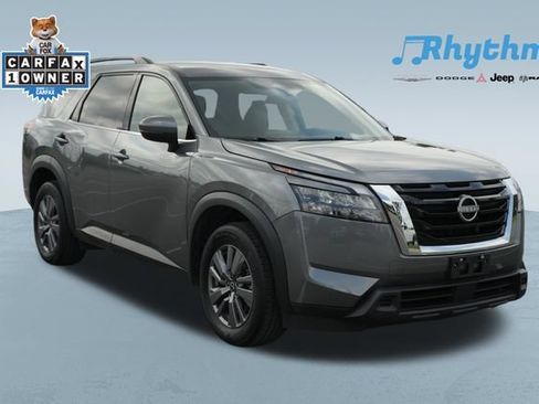 Used 2025 Nissan Pathfinder SV AWD/4WD image 1