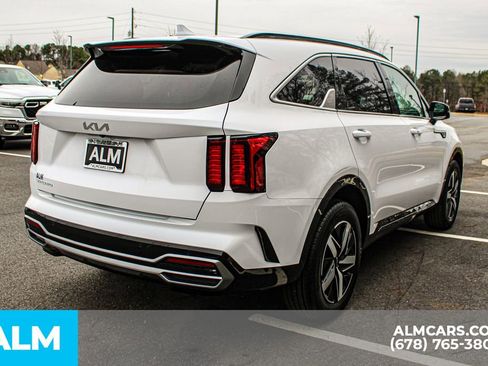 Used 2023 Kia Sorento EX image 5