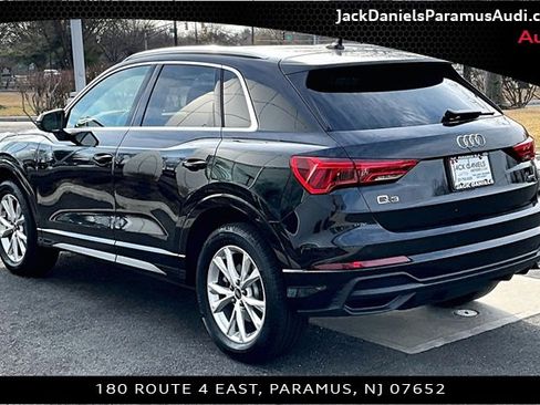 Used 2025 Audi Q3 2.0T Premium w/ Convenience Package image 10
