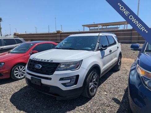 Used 2017 Ford Explorer Sport w/ Equipment Group 401A AWD/4WD image 2