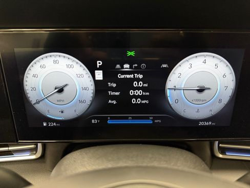 Certified 2024 Hyundai Elantra SEL FWD image 16