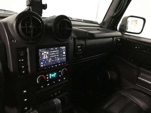 Used 2006 HUMMER H2 image 27