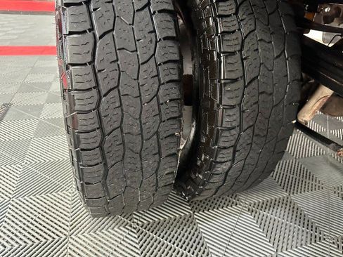 Used 2017 Ford F350 Lariat w/ FX4 Off-Road Package image 85