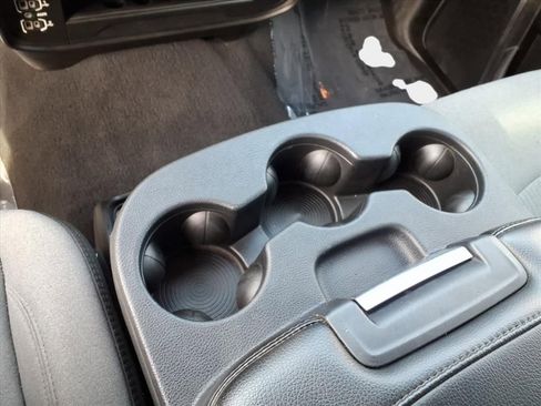 Used 2024 RAM 3500 Big Horn image 24