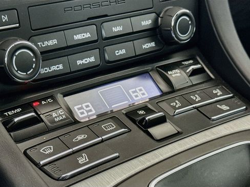 Certified 2018 Porsche 911 GT3 RWD image 20