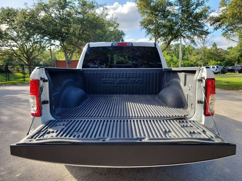 Used 2022 RAM 1500 Big Horn AWD/4WD image 14
