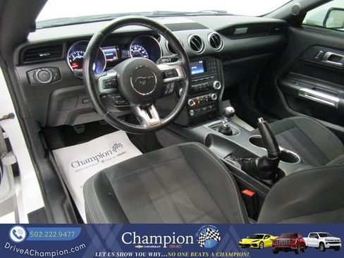 Used 2018 Ford Mustang Coupe RWD image 13