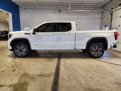 Used 2025 GMC Sierra 1500 AT4