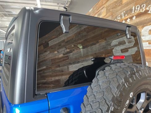 Used 2022 Jeep Wrangler Sport AWD/4WD image 24