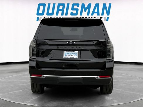 Used 2025 Chevrolet Suburban LT w/ Comfort Package image 5