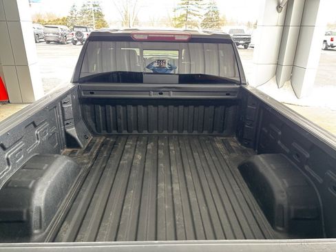 Used 2019 GMC Sierra 1500 SLT image 25