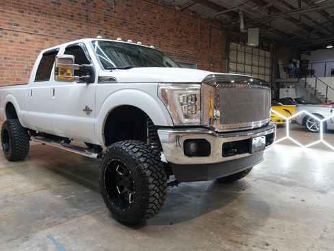 Used 2012 Ford F250 Lariat AWD/4WD image 3