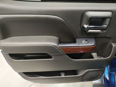 Used 2016 GMC Sierra 1500 SLT w/ SLT Premium Package image 28