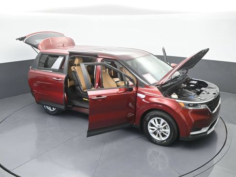 Used 2023 Kia Carnival LX w/ Paint Protection Package FWD image 71