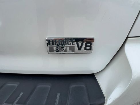 Used 2014 Toyota Sequoia Platinum RWD image 32