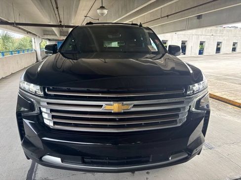 Used 2024 Chevrolet Suburban High Country AWD/4WD image 20