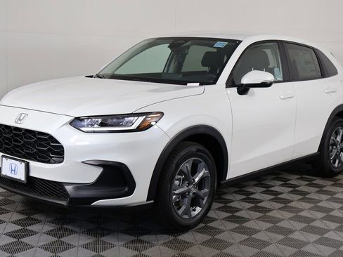 New 2026 Honda HR-V LX image 1