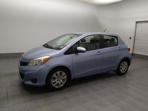 Used 2014 Toyota Yaris LE image 2