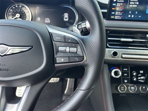Used 2025 Genesis G70 2.5T w/ Sport Prestige Package image 27