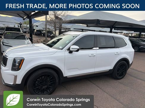 Used 2021 Kia Telluride EX w/ EX Premium Package AWD/4WD image 9