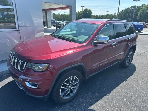 Used 2018 Jeep Grand Cherokee Limited w/ Luxury Group II RWD image 2