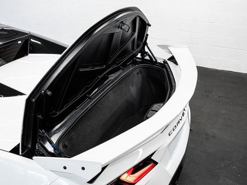 Used 2024 Chevrolet Corvette Stingray Convertible w/ 1LT image 18