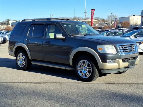 Used 2010 Ford Explorer Eddie Bauer image 2