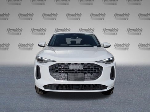 New 2025 Audi Q5 Premium image 3