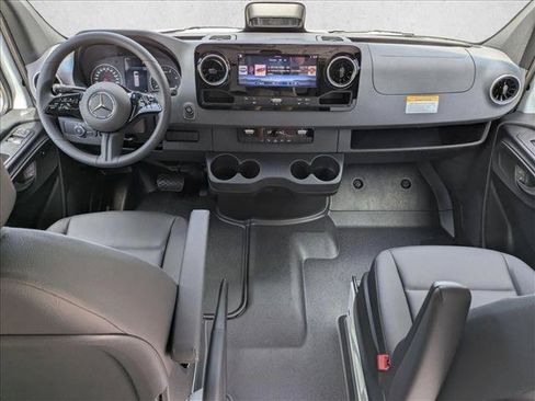New 2026 Mercedes-Benz Sprinter 2500 image 14