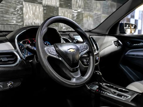 Used 2020 Chevrolet Equinox LT FWD image 15