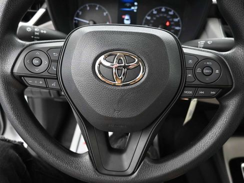 Used 2024 Toyota Corolla LE image 10