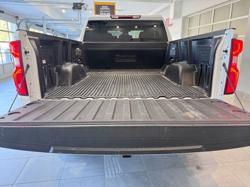 Certified 2025 Chevrolet Silverado 1500 RST AWD/4WD image 9